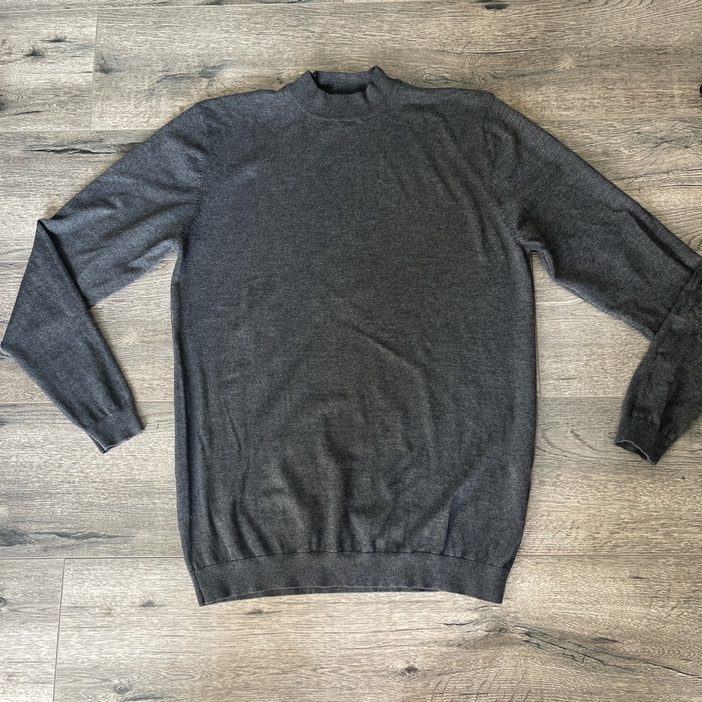 Zara Men's Dark Gray Crewneck Sweater